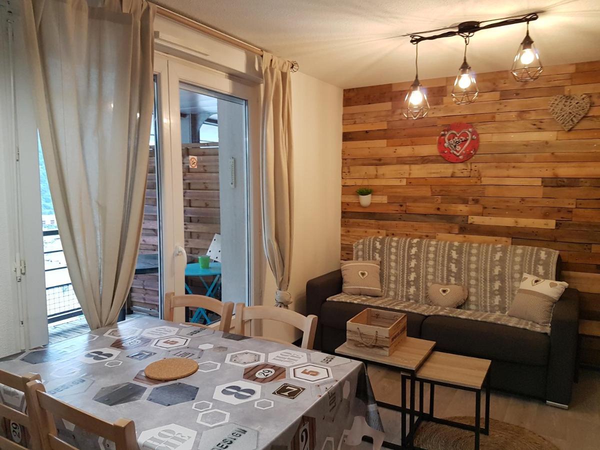 Bel Apt 4 Pers Dernier Etage Balcon Vue Montagne 吕兹-圣索沃尔 外观 照片